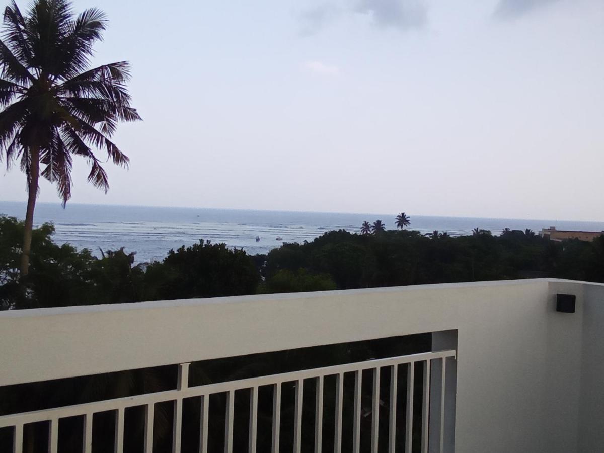 The Moose Weligama Exterior foto