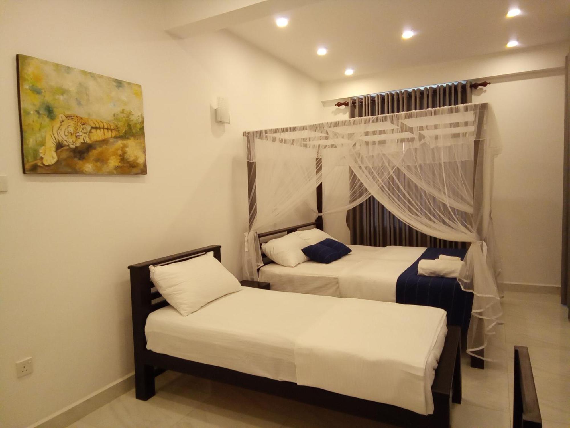The Moose Weligama Exterior foto