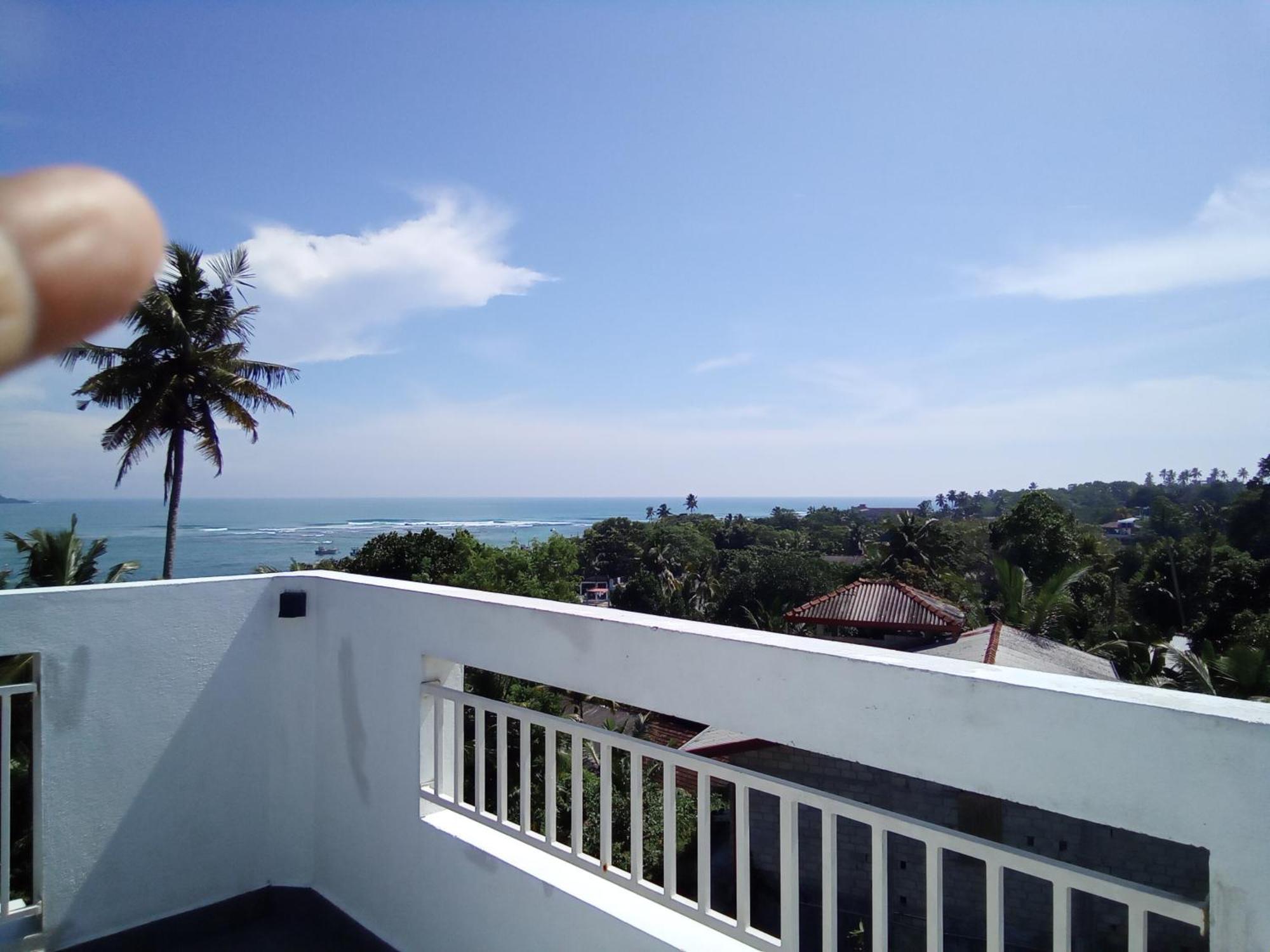 The Moose Weligama Exterior foto