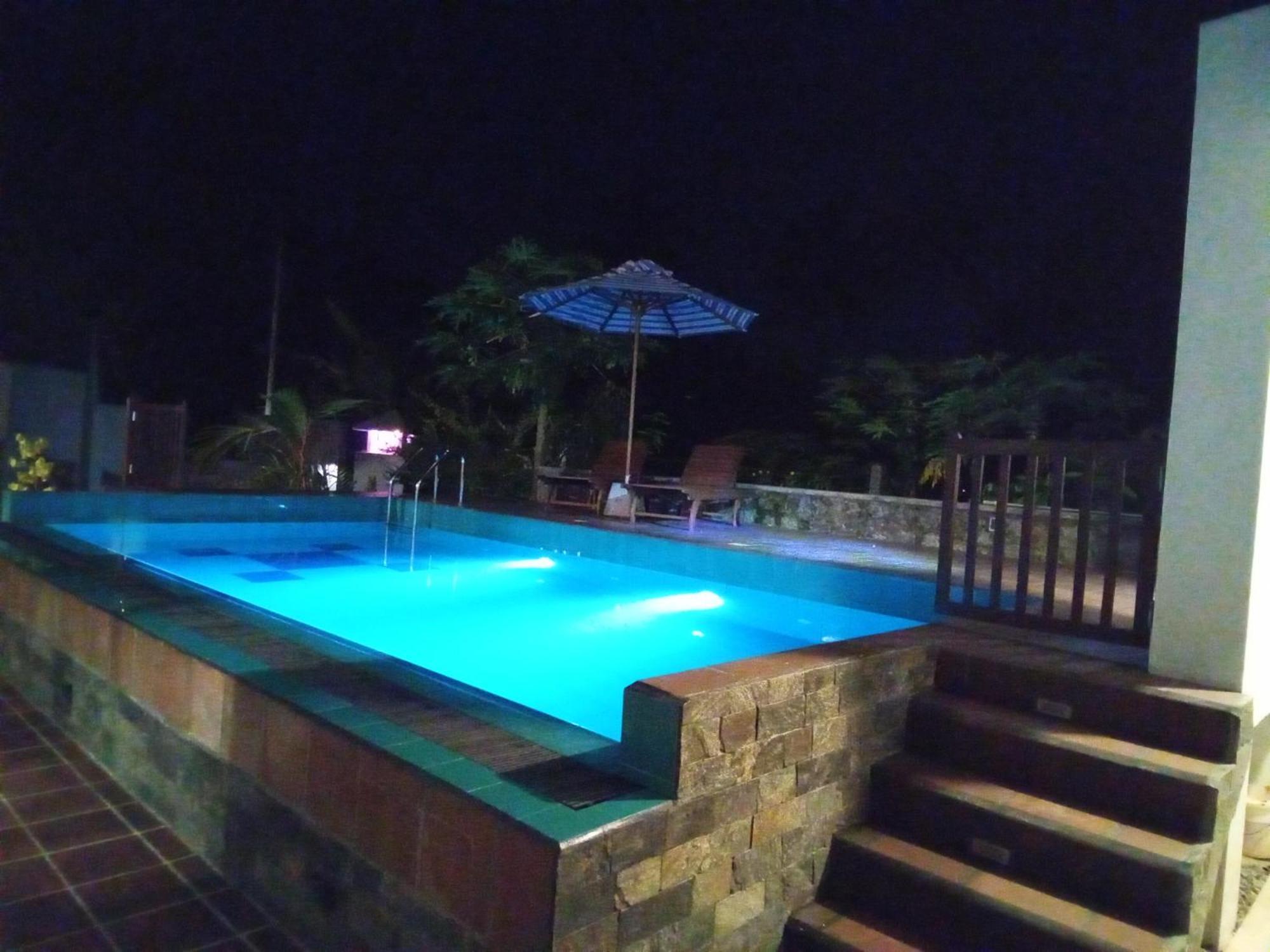 The Moose Weligama Exterior foto